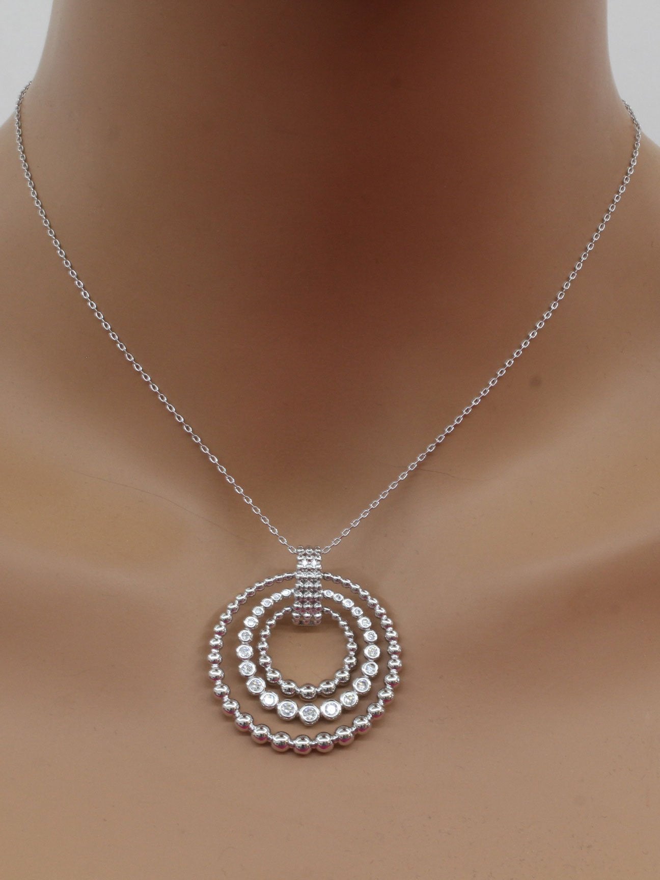 سلسال فان كليف بيدس زركون  - Jewel