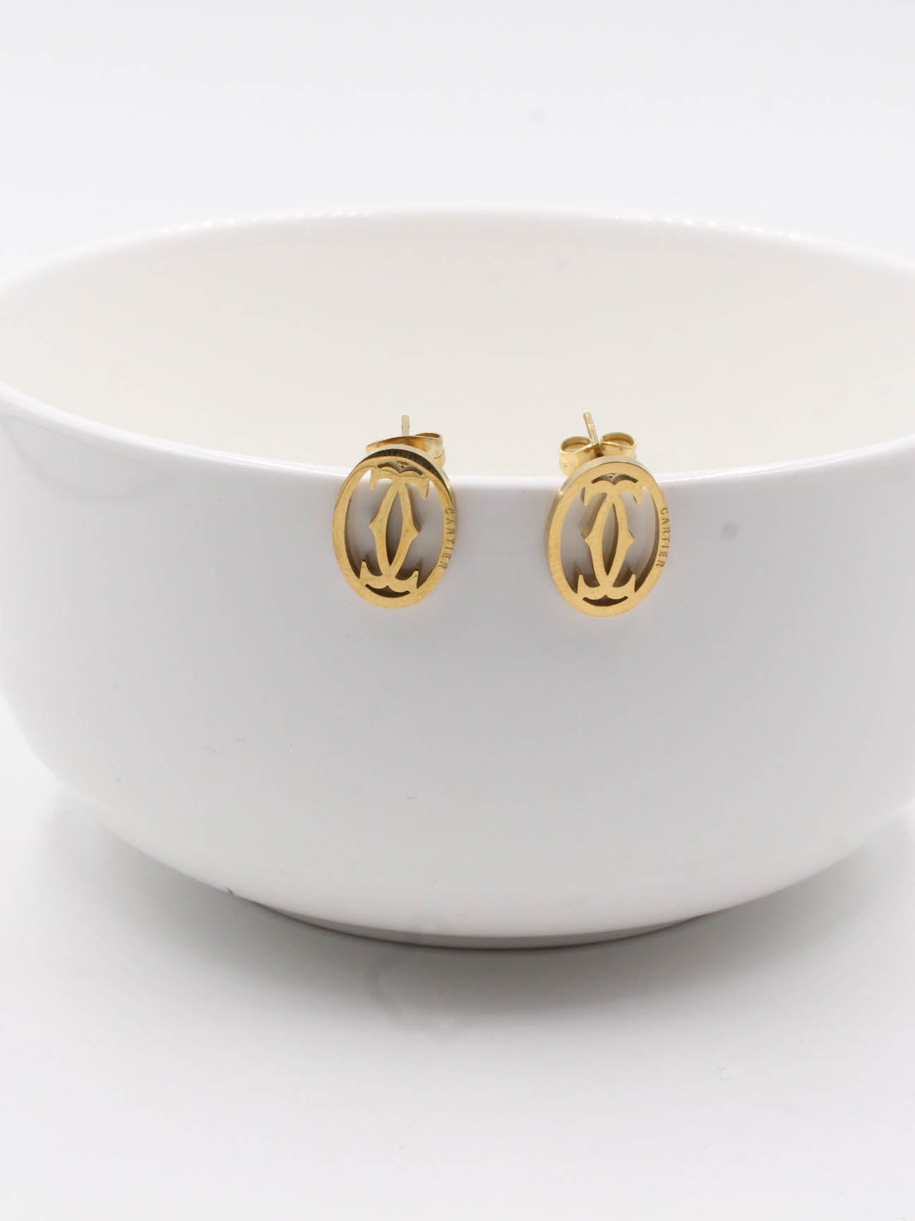 Cartier Gold Circle Earring - حلق كارتير سيركل ذهبي حلق Jewel  