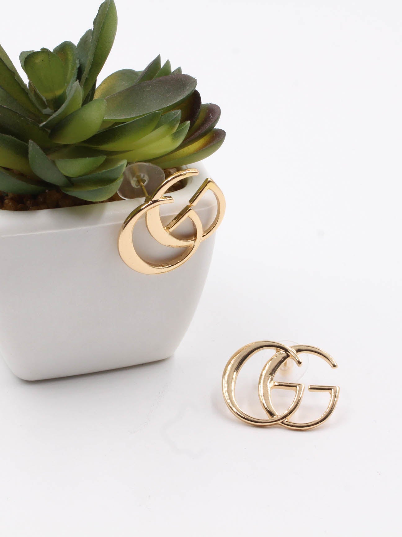 golden gucci earring - حلق قوتشي ذهبي حلق Jewel  