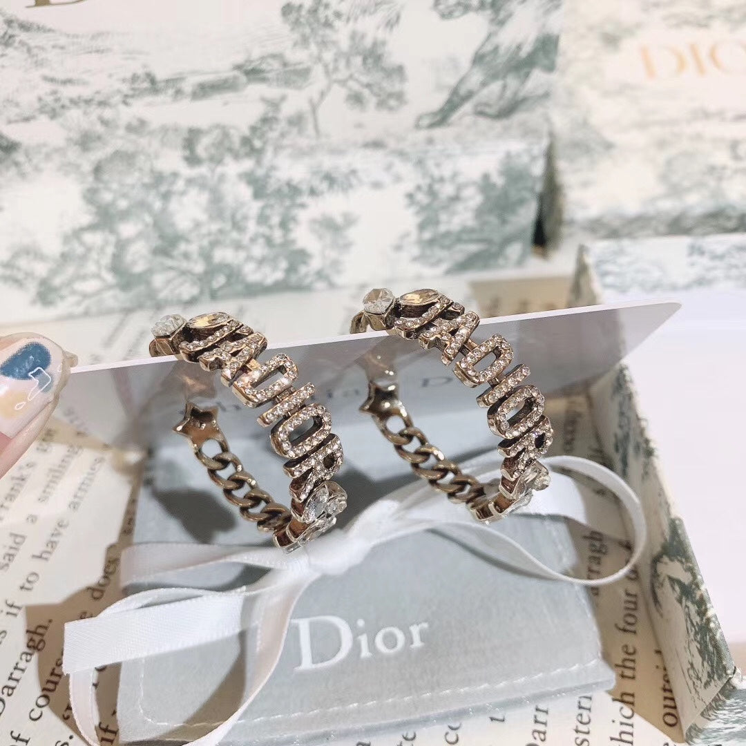 حلق جادور انتيك مدور حلق dior  